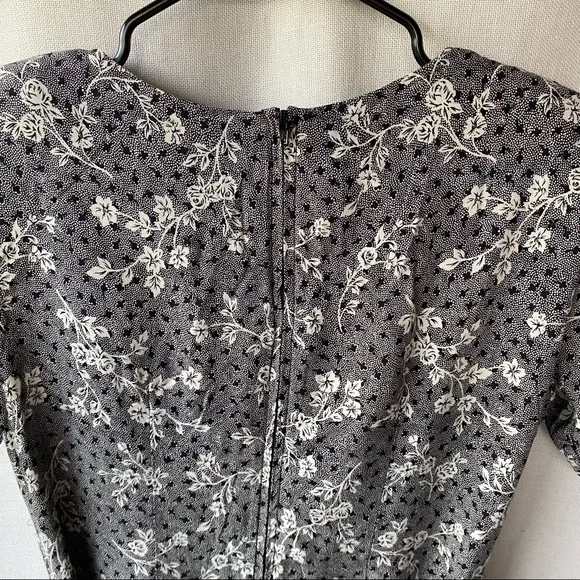 Vintage Floral Skort Romper - Picture 7 of 10